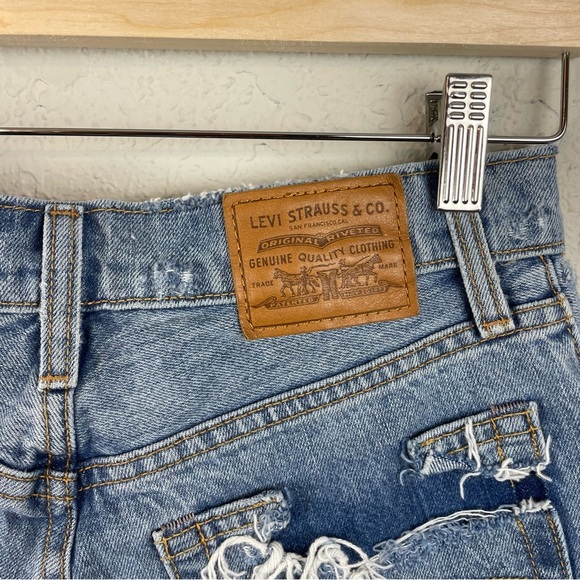 Levi's 501 Premium Shorts Denim Jean Cutoff Distressed - Picture 9 of 9
